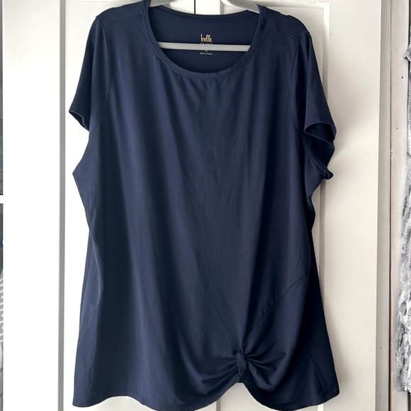 Belle by Kim Gravel Tops - New! Kim Gravel navy blue short sleeve top with side tie 2X